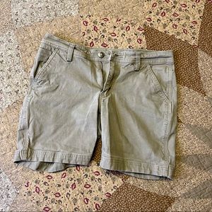 Duluth Trading Co. utility shorts (size 4)